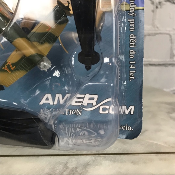 UK Avro Lancaster B Mk I, RAF No. 617 Squadron, 1945 Aircraft Amercom Collection - Picture 3 of 13